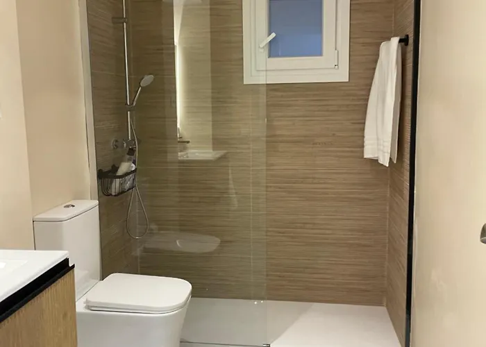 Fuengirola, 4 2 Banos Parking Apartment *