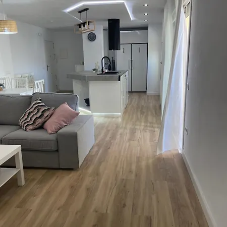 Fuengirola, 4 2 Banos Parking 아파트 푸엔히롤라