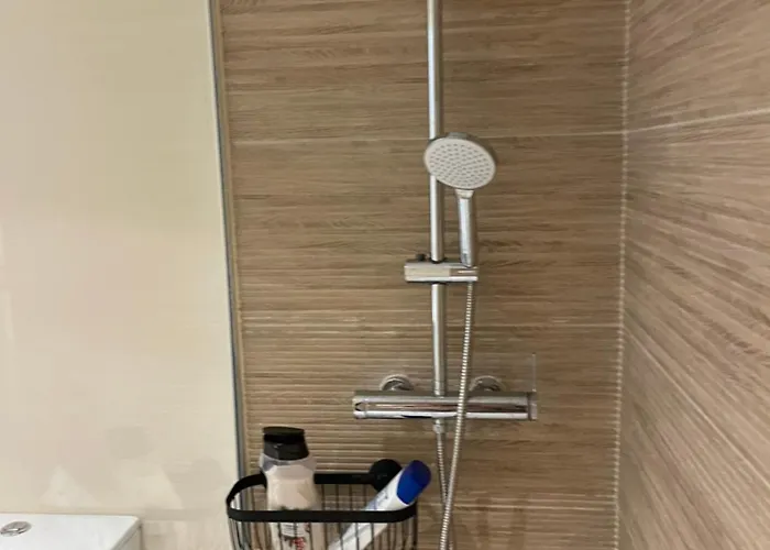 Fuengirola, 4 2 Banos Parking *