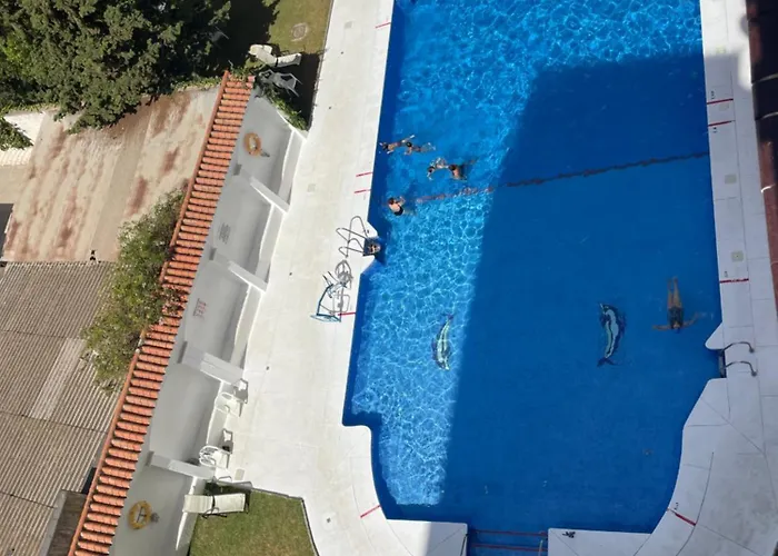 Fuengirola, 4 2 Banos Parking *